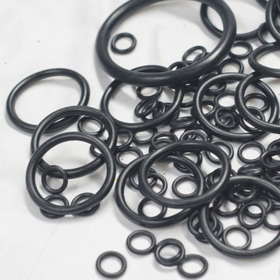 Anillo O de EPDM negro para aplicaciones industriales en diferentes tamaños y materiales